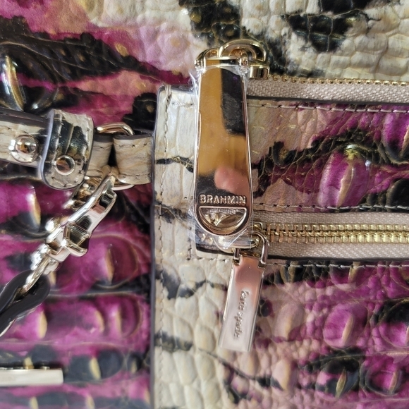 Items are across listed therefore we're down to only one set - Picture 8 of 14